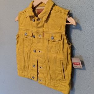 🌻Levi's Yellow Denim Vest NWT